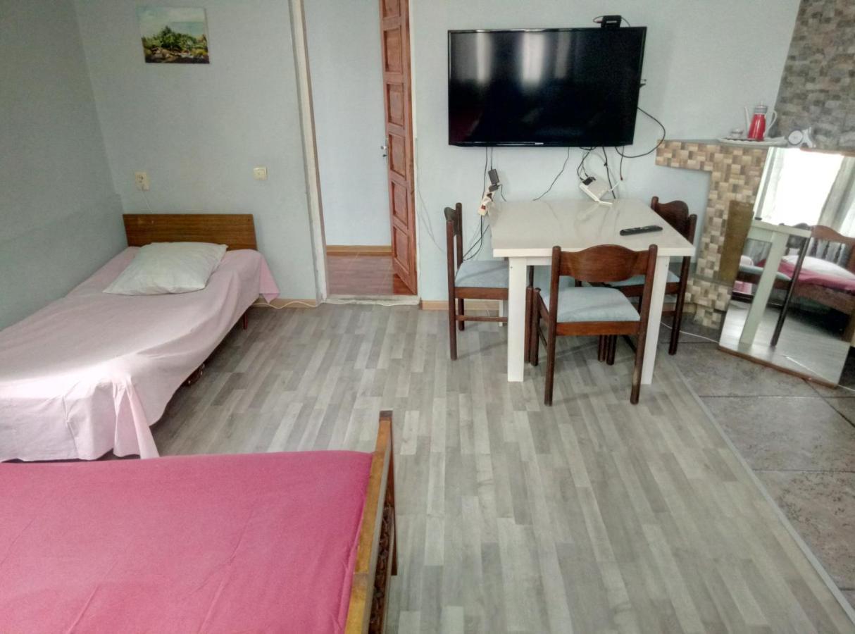 Zaza Guest House Kobuleti Szoba fotó
